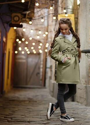 Стильне пальто -тренч для дівчинки