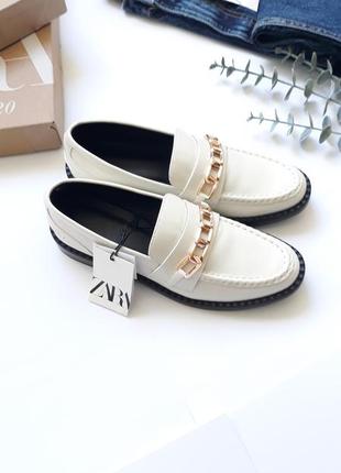 Туфлі zara. лофери zara.