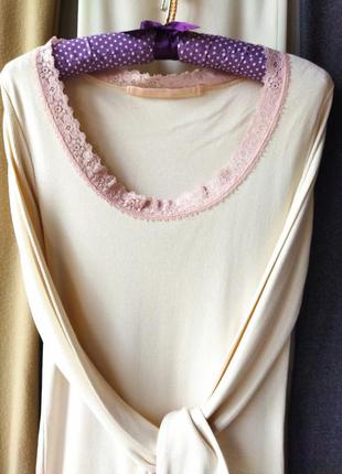 Красивый качественный  лонгслив/ майка/футболка. вискоза. цвет молочный