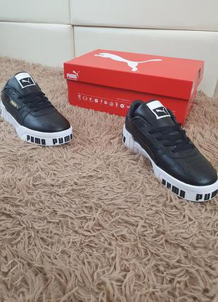 Кросівки жіночі осінні puma cali bold black white. осіння жіноче взуття пума калі болд чорні10 фото