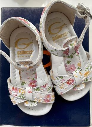 Gallucci босоніжки 19р 4