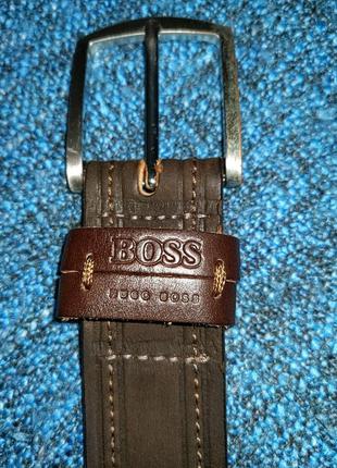 Шкіряний ремінь від hugo boss.2 фото