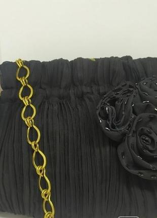 Вечірня сумочка на поцелуйчике. з трояндочками