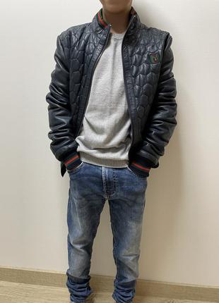 Продам шкіряну курточку