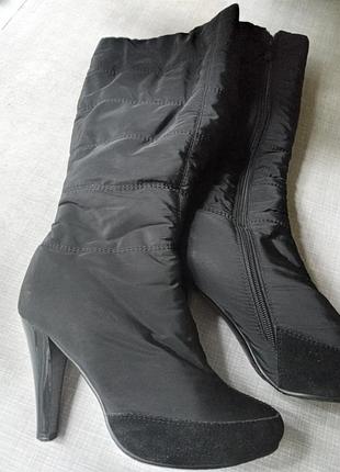 Зимові чобітки-дутики на підборах р. 38