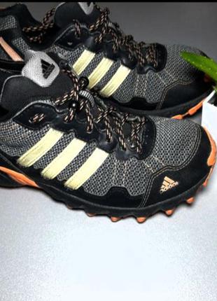 Кроссовки adidas фирма 38р