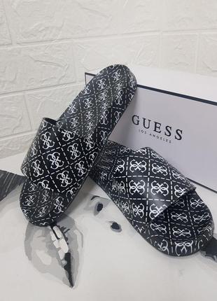 Шлепанцы guess