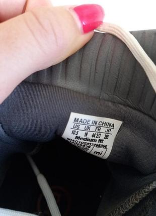 Кроссовки adidas 6