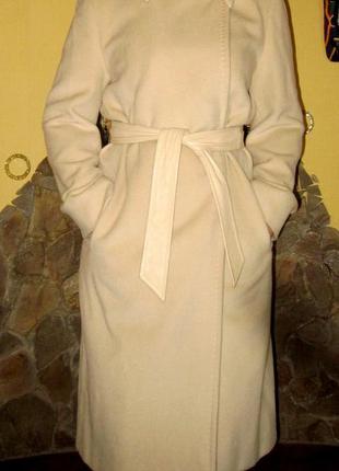 Пальто iblues от max mara fashion ,95% вержинская шерсть 5% кашемир,раз d-40, usa-10( м-l),лайковый3 фото