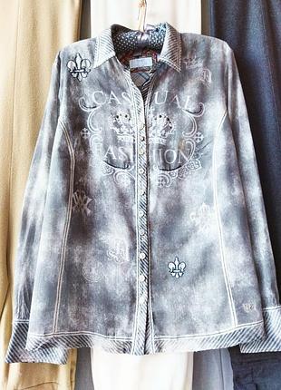 Бутік. дизайнерська креативна сорочка. рівний крій. сіра з відблисками. вишивка. європа.