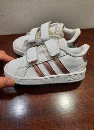 Кроссовки adidas2 фото