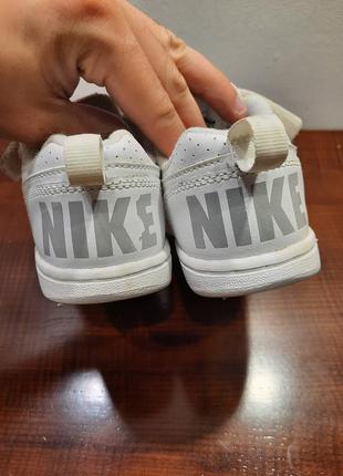 Кросівки nike 4