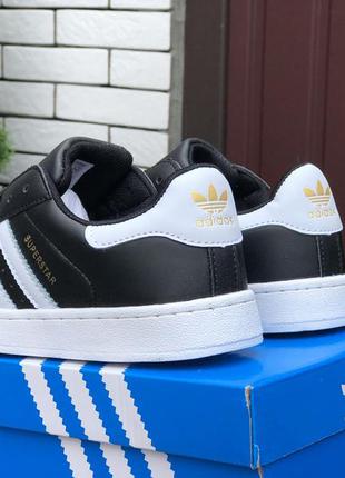 Кросівки жіночі adidas superstar шкіряні чорно-білі3 фото