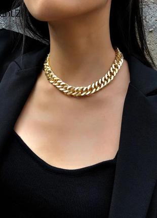 Масивний ланцюг на шию, чокер ланцюжок підвіска