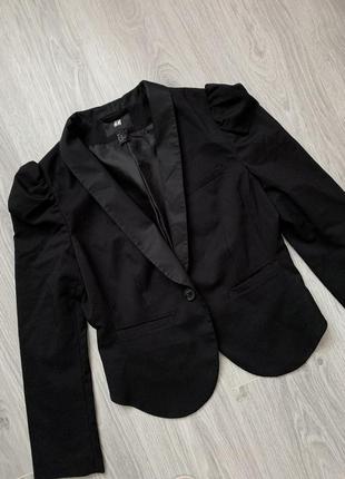 Черный стильный пиджак от h&m м- размера2 фото
