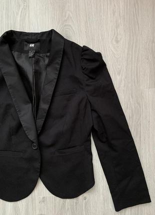 Черный стильный пиджак от h&m м- размера3 фото