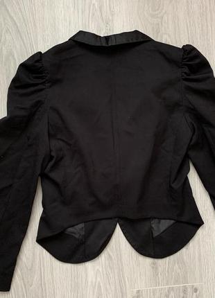 Черный стильный пиджак от h&m м- размера5 фото