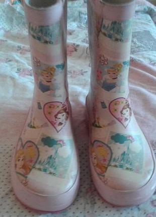 Продам детские резиновые сапоги,стелька 15,5 см