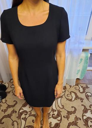 Чёрное  платье
