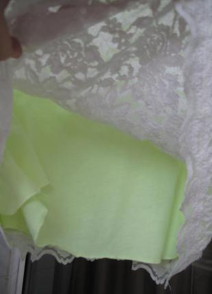 Симпатичная кружевная блузка с нежно-салатовой подкладкой3 фото