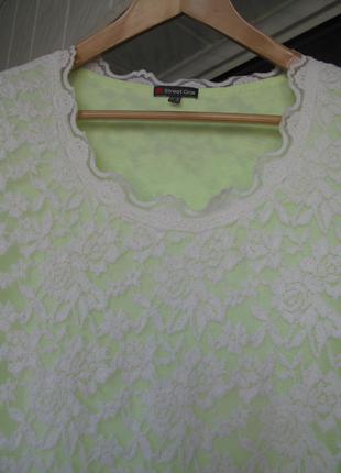 Симпатичная кружевная блузка с нежно-салатовой подкладкой2 фото