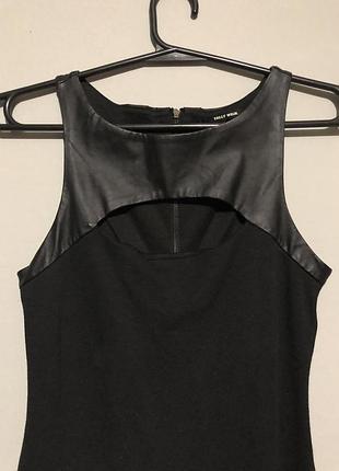 Чорне міні плаття