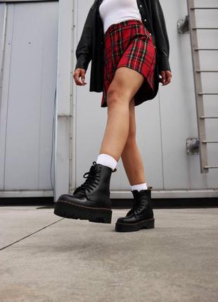 Dr. martens jadon black женские ботинки мартинс на платформе черные6 фото