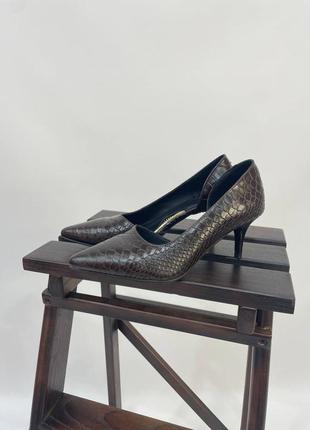 Ексклюзивні туфлі човники італійська шкіра рептилія на шпильці5 фото