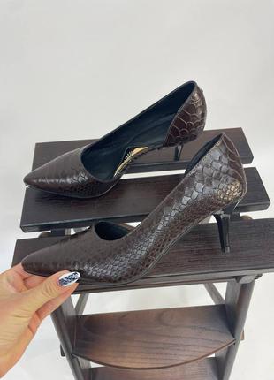 Эксклюзивные туфли лодочки итальянская кожа рептилия на шпильке