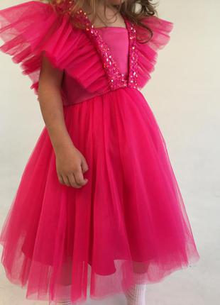Платье нарядное барби малиновое фуксия фатиновое пышное бальное с крылышками2 фото