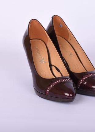 Туфли женские лаковые бордовые caprice  9-22412-29_101352 фото