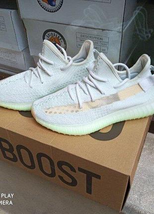 Круті кросівки yeezy boost 350 v2 adidas