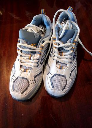 Кросівки n.y р. 39