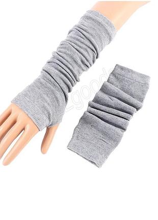 Митенки трикотажные светлосерые. перчатки без пальцев