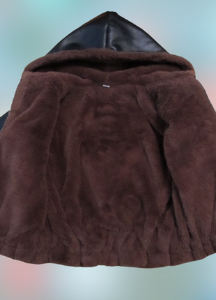 Moschino стильная кожаная куртка на меху 5-6 лет6 фото