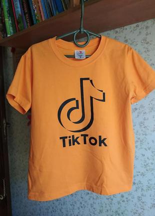 Футболка tik tok на 9 - 10 лет