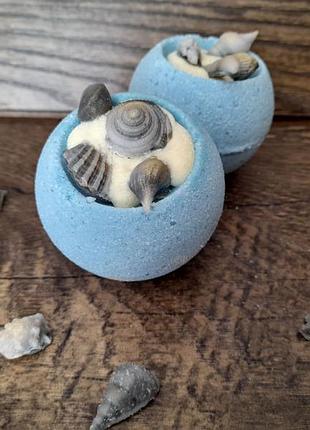 Бомбочка з молочним праліне