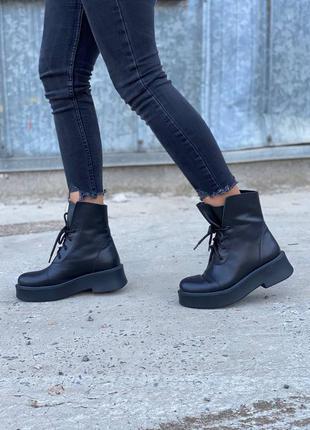 Кожаные высокие ботинки ручной работы