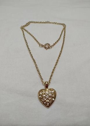 Кулон, подвеска в форме сердца с кристаллами в золотом цвете на цепочке2 фото