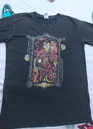 Чорна футболка з принтом з мультика