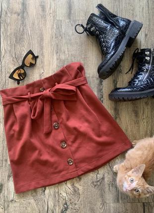 Спідниця на гудзиках