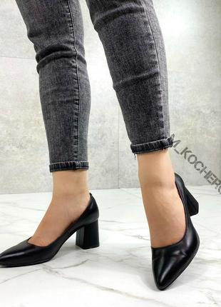 36-40 рр женские туфли на низком устойчивом каблуке натуральная замша/кожа3 фото
