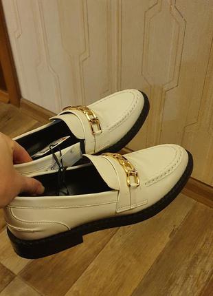 Новые с биркой лоферы zara