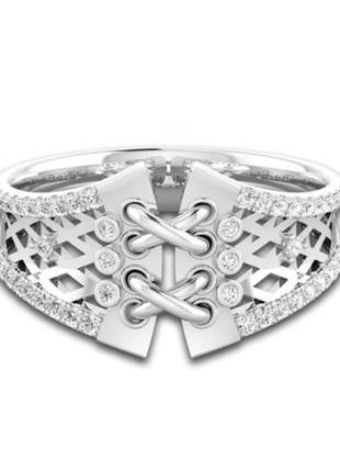 Ніжне витончене колечко під срібло з шнурівкою спереду і стразами по периметру кільця "секрет-2"