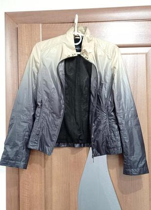 Ветровка. парка , ветровка, куртка осенняя, куртка весенняя