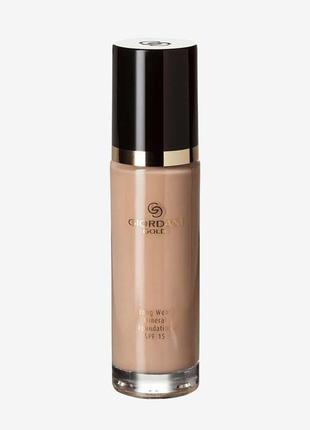 Мінеральна тональна основа "розкішний атлас" giordani gold оріфлейм oriflame орифлейм крем 31806