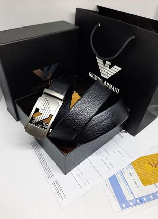 Чоловічий шкіряний ремінь. чоловічий шкіряний ремінь