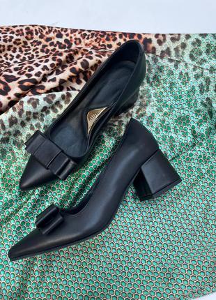 Эксклюзивные туфли лодочки итальянская кожа чёрные женские6 фото