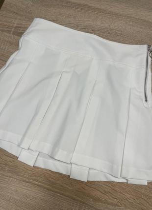Bershka юбка белая 36 s на змейке2 фото
