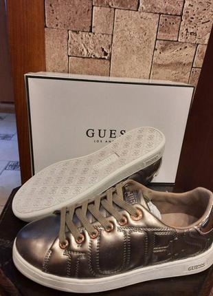 Кроссовки бренда guess4 фото